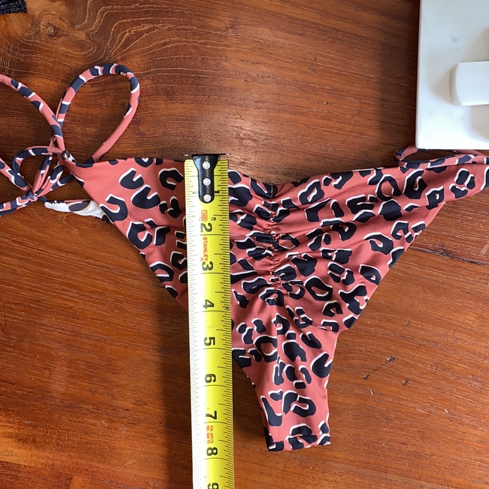 Beach Riot New Reversible Bikini Bottom - Picture 8 of 8